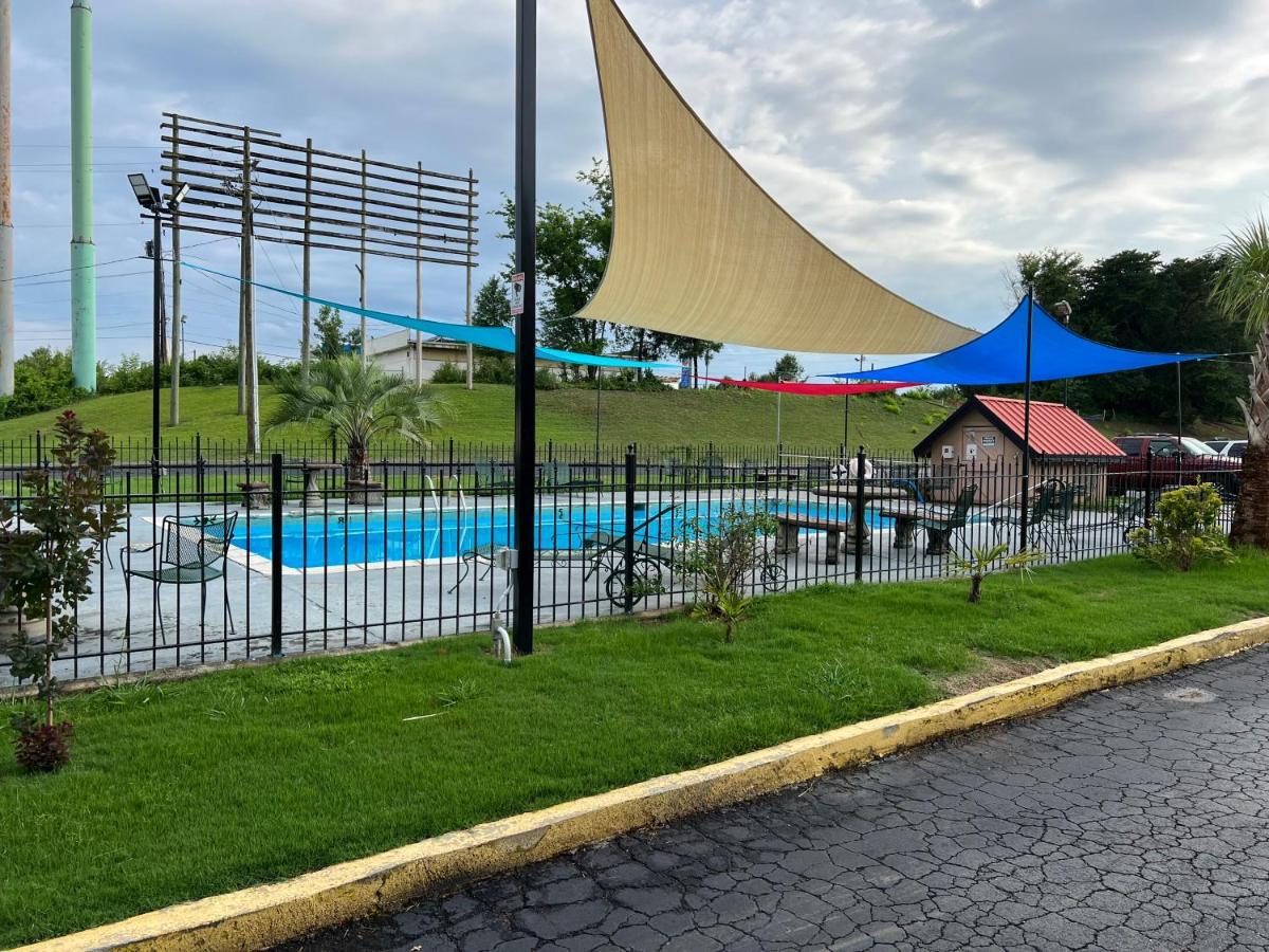 Country Hearth Inn & Suites Cartersville Exteriör bild