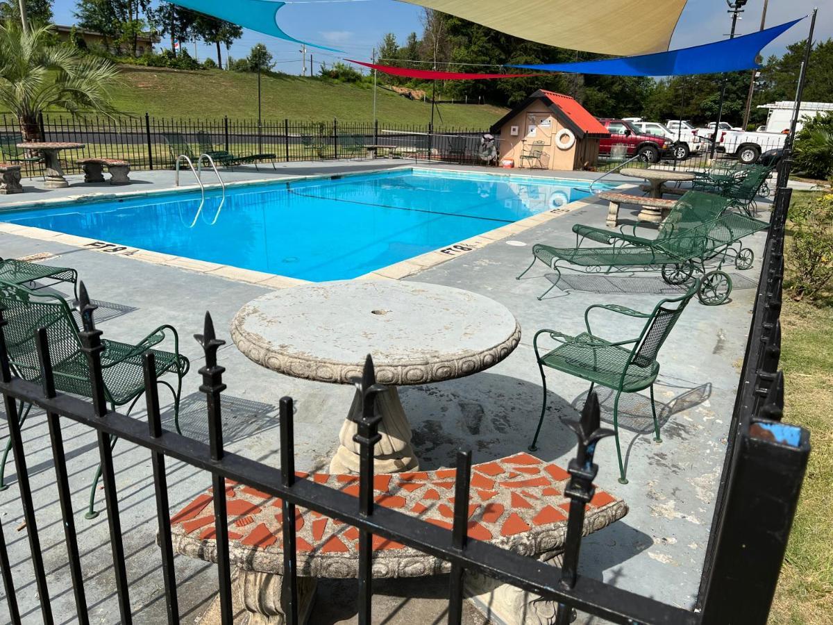 Country Hearth Inn & Suites Cartersville Exteriör bild