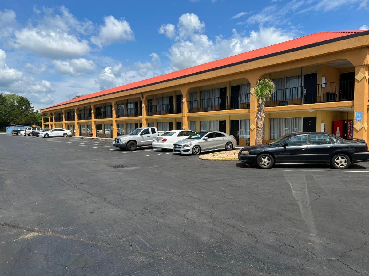 Country Hearth Inn & Suites Cartersville Exteriör bild