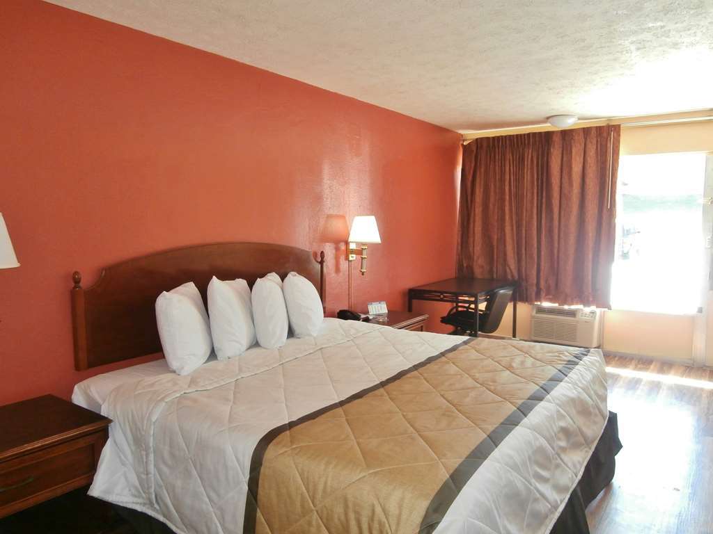 Country Hearth Inn & Suites Cartersville Rum bild